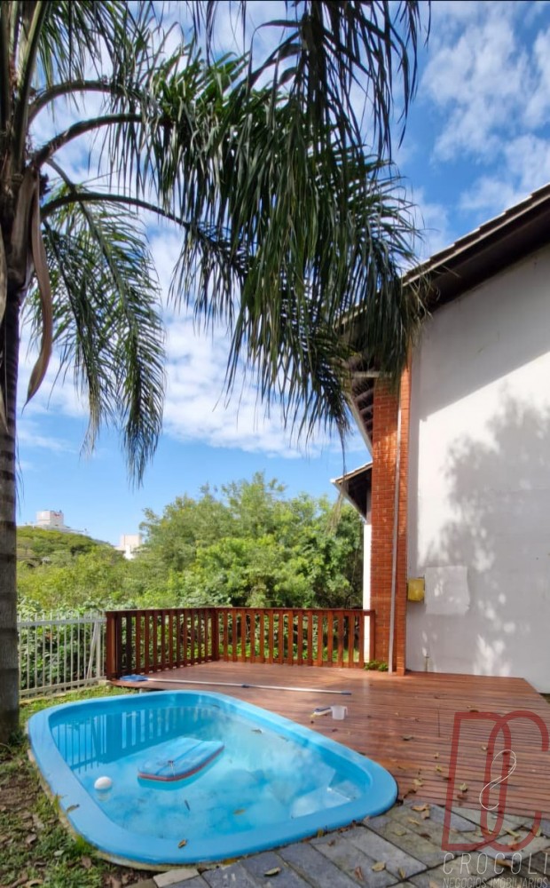 Ap 04 Uirapuru - 08 pessoas - Bombas