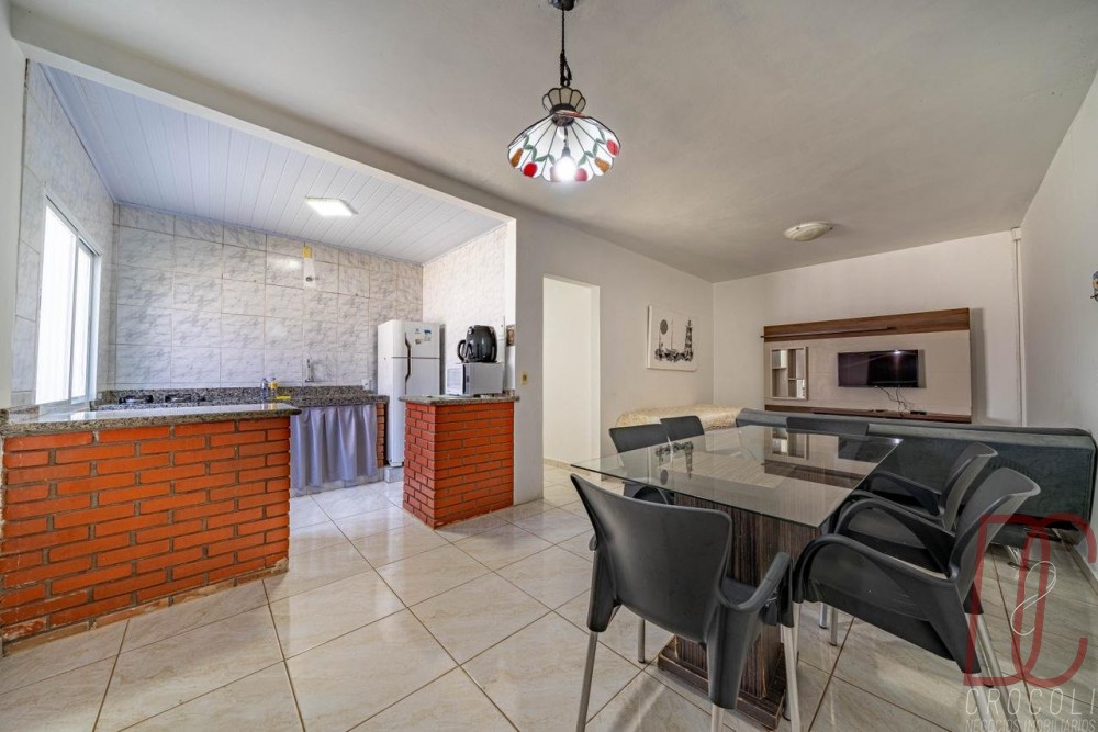 Apto T�rreo Bombas (5pes) 100m Mar c/ Churrasqueir
