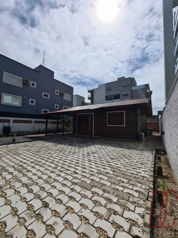 Casa - 11 pessoas - Mariscal