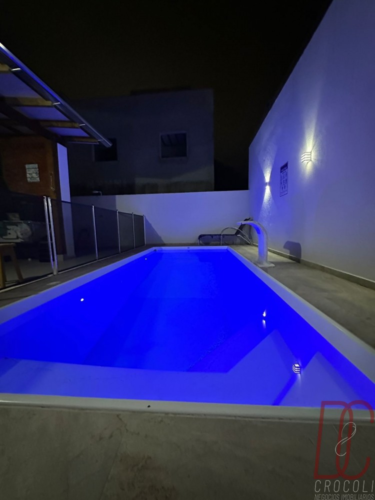 Casa Z Amndio, com piscina - 10 Pessoas - Bombas