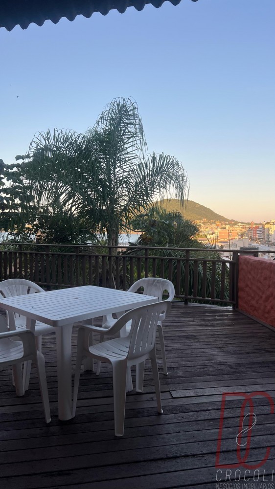 Loft Panormico 01 - 4 pessoas - Bombinhas