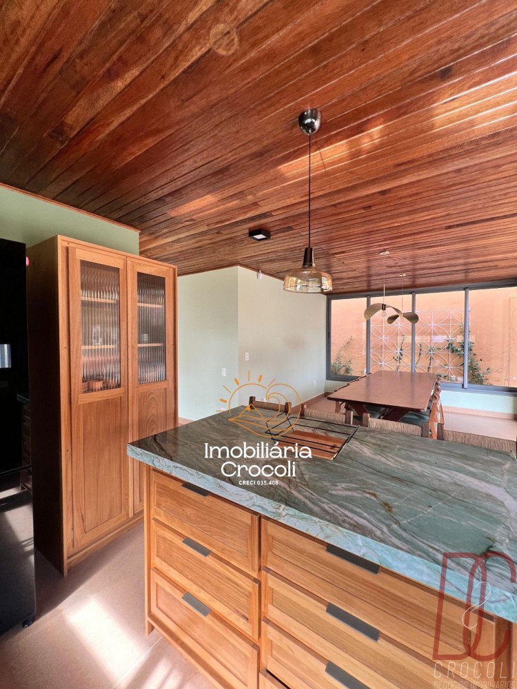 Casa Alto Padr�o Canto Grande 4 suites