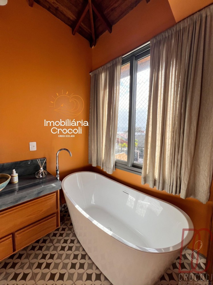 Casa Alto Padr�o Canto Grande 4 suites