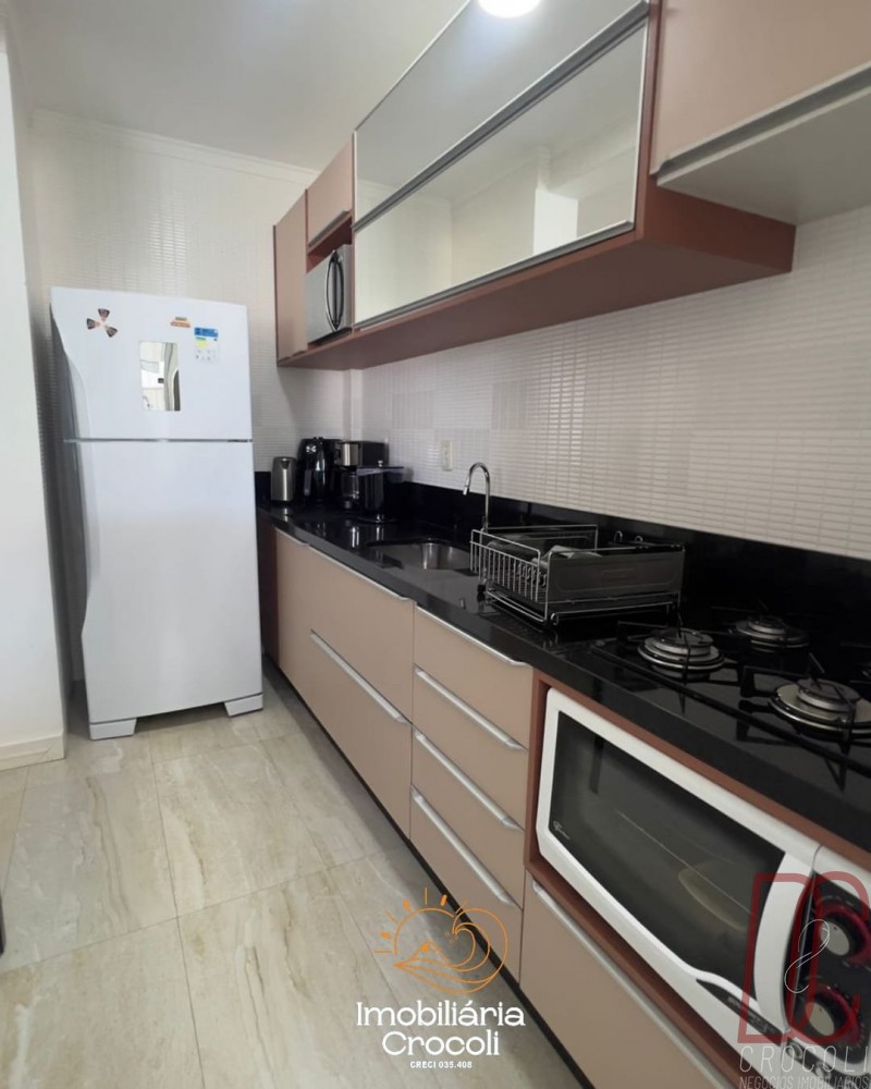 Apartamento 50 metros da praia