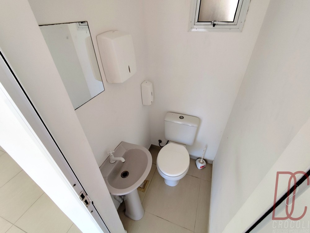 Sala Comercial Av. Leopoldo Zarling - Bombas