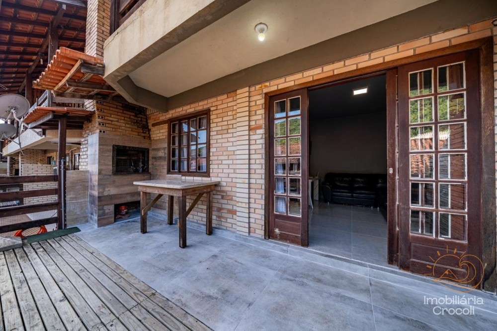 Cost�o Bombas (6Pax) 350m do mar c/ churrasqueira