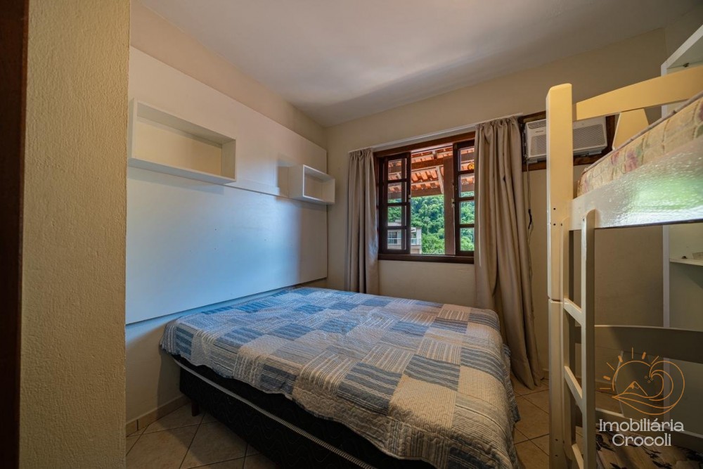 Cost�o Bombas (6Pax) 350m do mar c/ churrasqueira