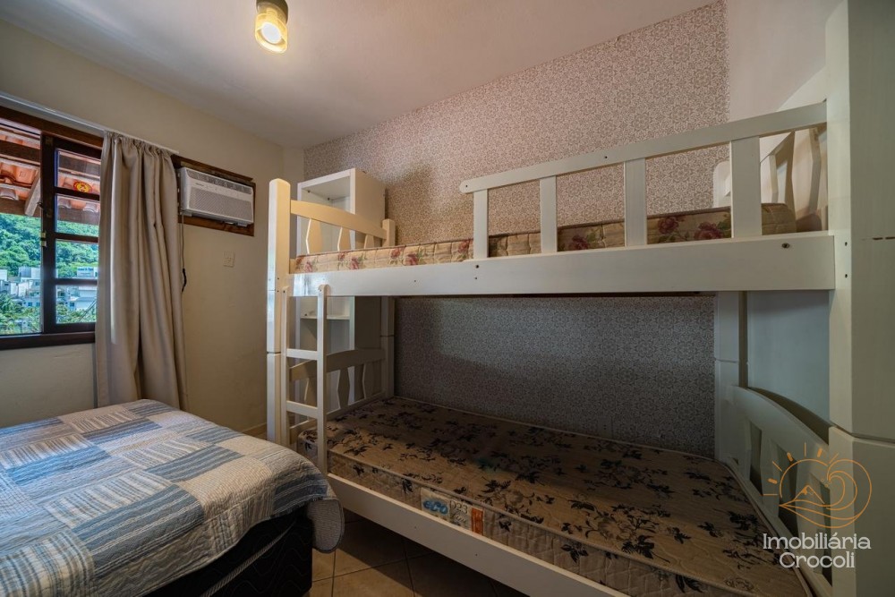 Cost�o Bombas (6Pax) 350m do mar c/ churrasqueira